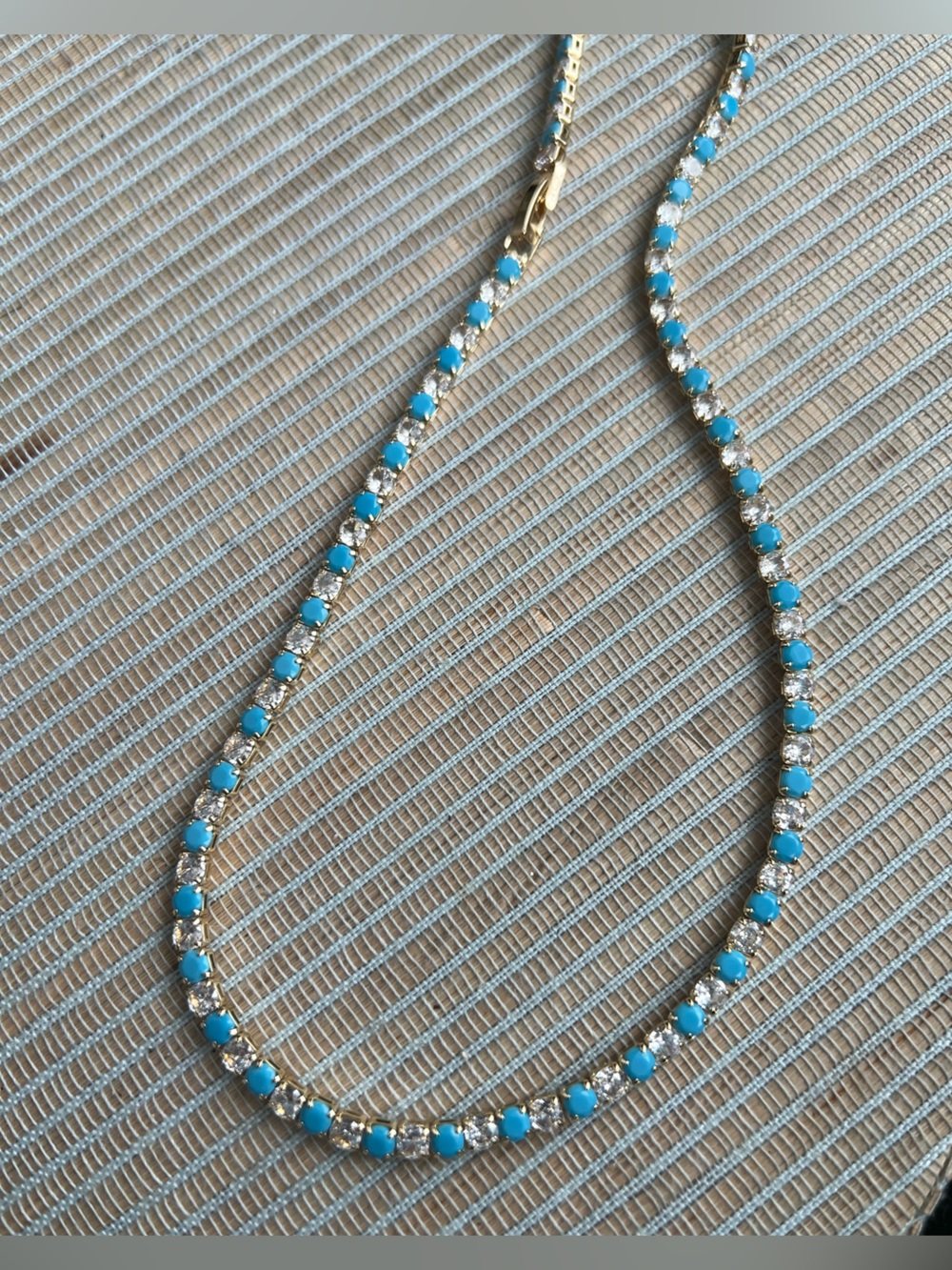 Alternating Turquoise and silver cz round stone Tennis Necklace (4mm stones) - Picture 4 of 4